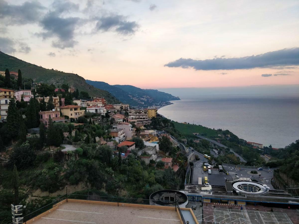 Sea View Apartment Taormina Exteriér fotografie